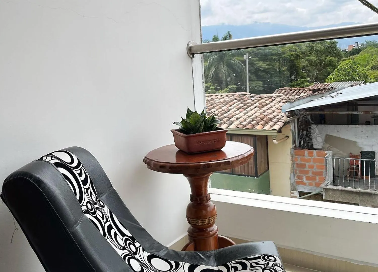 Quarto em Acomodações Particulares Habitaciones Cerca Al Metro Y Lugares Turisticos Medellín